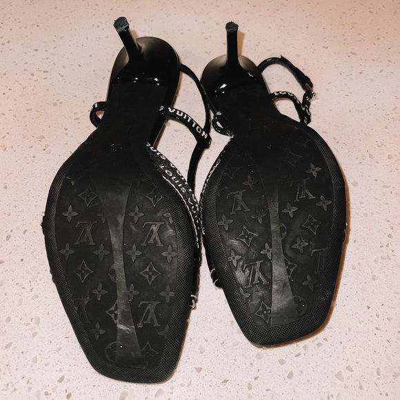 Louis Vuitton Logo Print Stiletto - Size 39.5 (9 1/2) - Picture 9 of 11